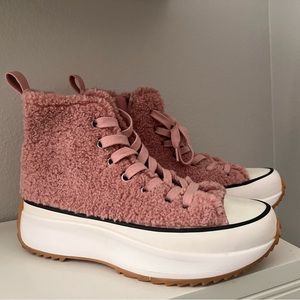 Steve Madden Size 7 Fluffy Pink High Tops